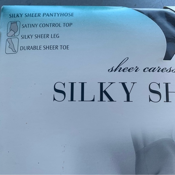 🆕 Vintage Silky Sheer Caress Panty Hose Panty Hose Bundle Group Lot of 4 - Picture 11 of 13